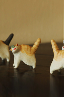 邮多多淘宝集运转运景德镇创意陶瓷小摆件 日式粉引猫陶偶 铲屎官礼物猫饰品