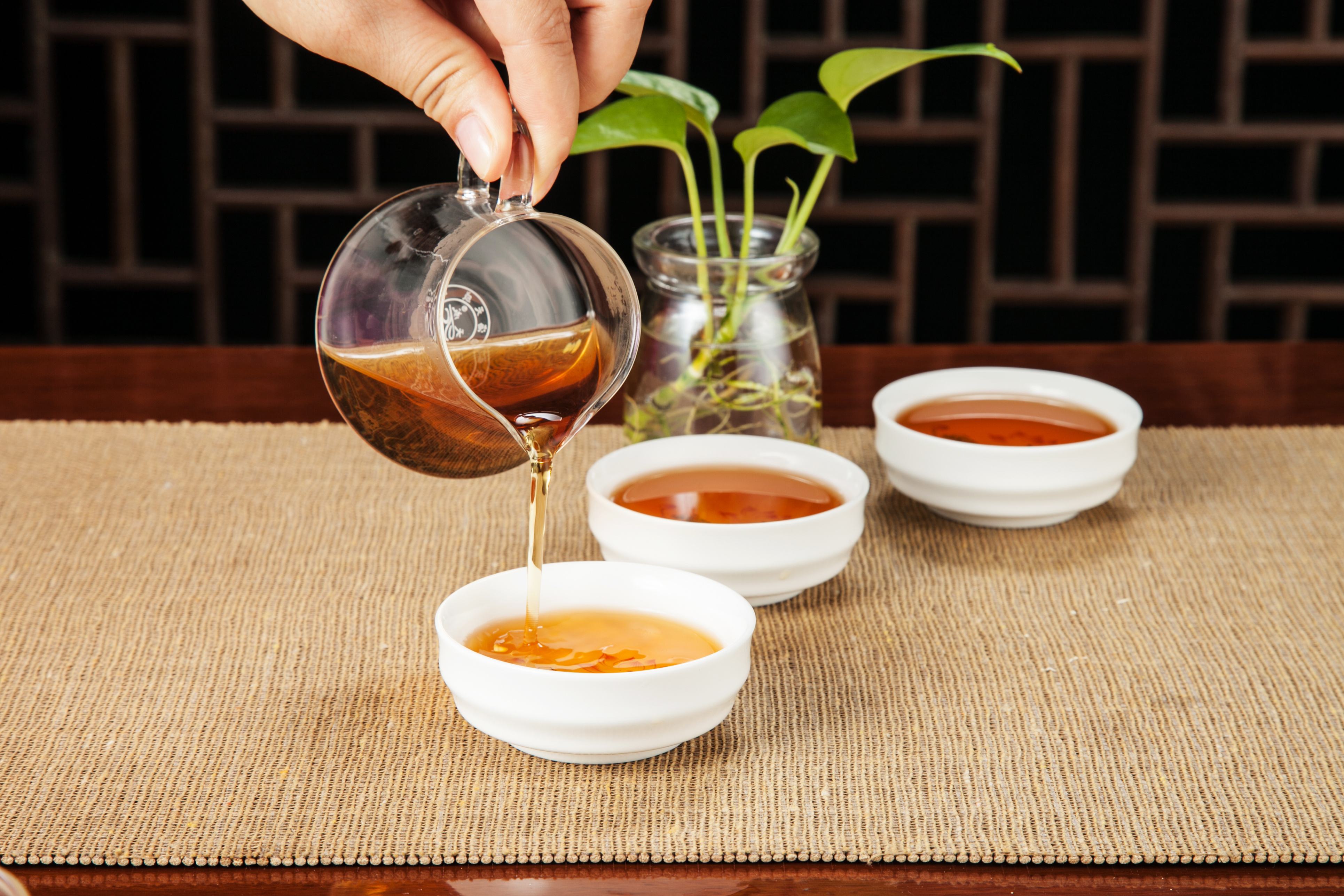 茶艺师泡茶照片图片